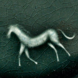 日本益子燒吉澤窯絨綠色釉面裂紋馬盤