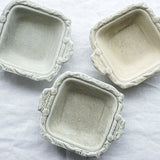 日本益子燒吉澤窯霜灰色銀器紋方碗