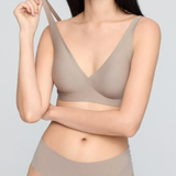 肌乎無敵24HRS無感深V內衣_(冠軍款)