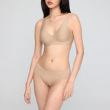 肌乎無敵24HRS無感深V內衣_(冠軍款)