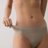 肌乎無敵24HRS無感深V內褲_(冠軍款)