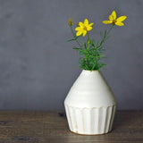 日本益子燒若間陶單支花瓶 白/黑 共五款