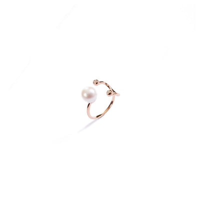 Grasp Pearl Ring Rose Gold