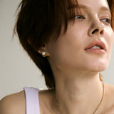 Urban Chic - Lakka 珍珠耳環（耳夾）