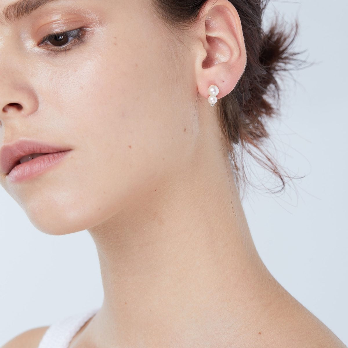 Gradual 2 Pearls Earring