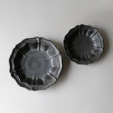 安部太一黑釉皺邊深皿(小/大)