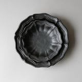 安部太一黑釉皺邊深皿(小/大)